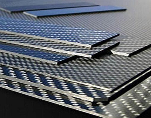 連續(xù)碳纖維增強(qiáng)熱塑性復(fù)合材料預(yù)浸料生產(chǎn)實(shí)現(xiàn)新突破，推動(dòng)高性能纖維及復(fù)合材料制造升級(jí)